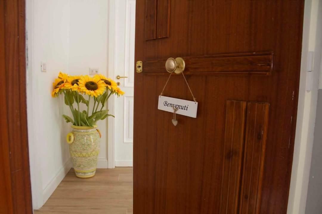 Appartamento Casa Fabiana Napoli Esterno foto