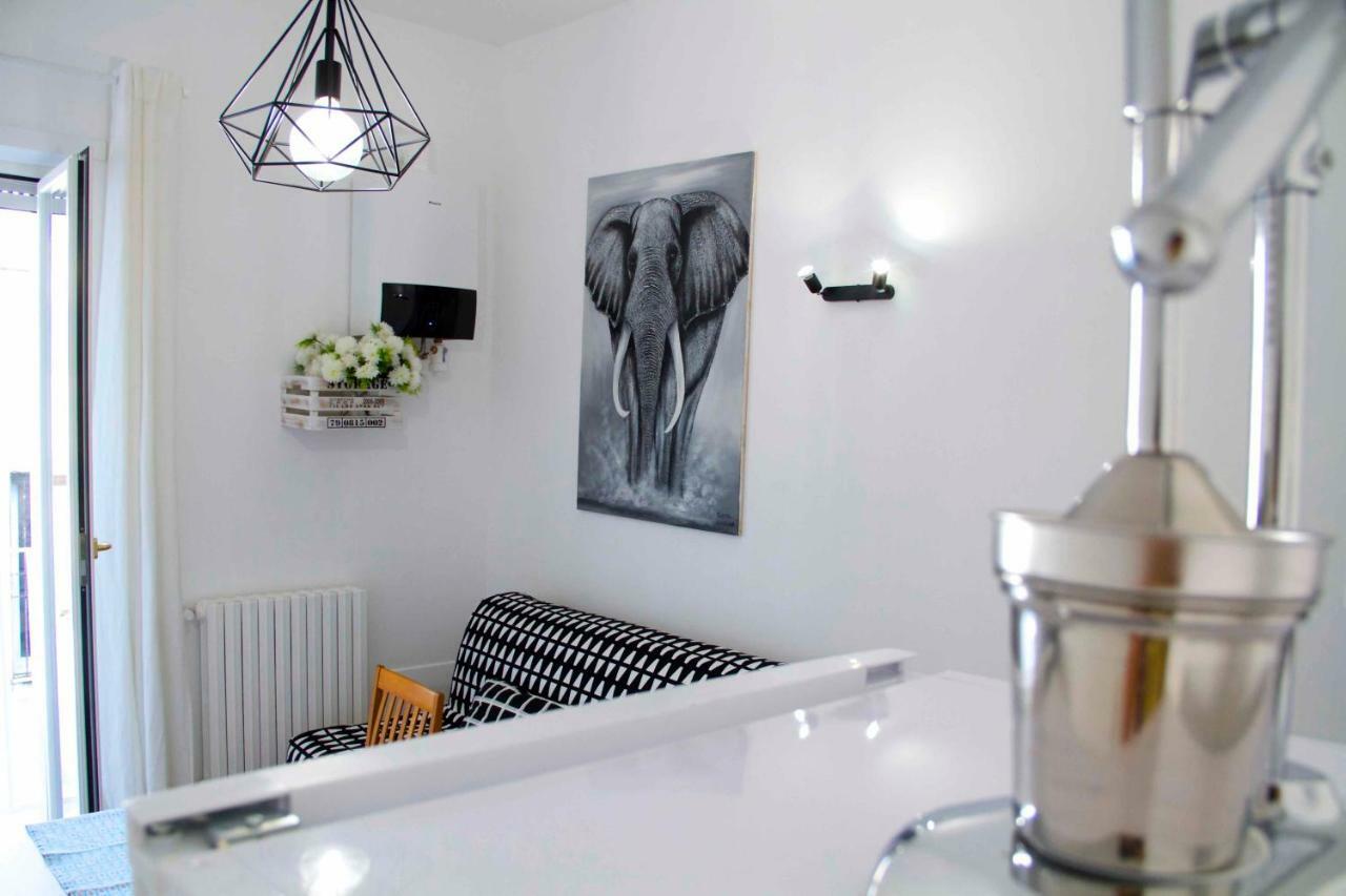 Appartamento Casa Fabiana Napoli Esterno foto