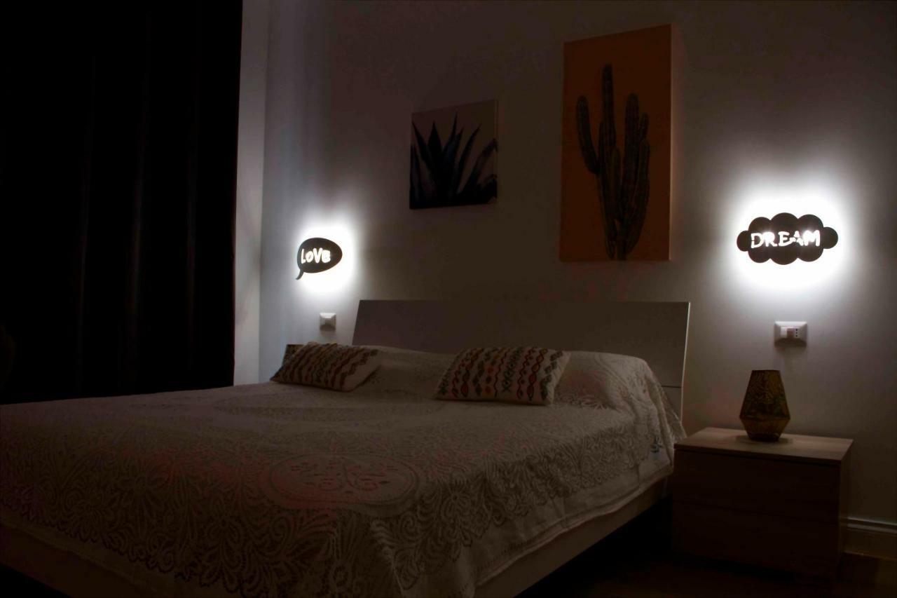 Appartamento Casa Fabiana Napoli Esterno foto